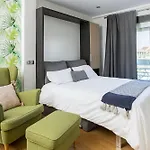 Cozy Studio Overlooking Pedro Zerolo Square